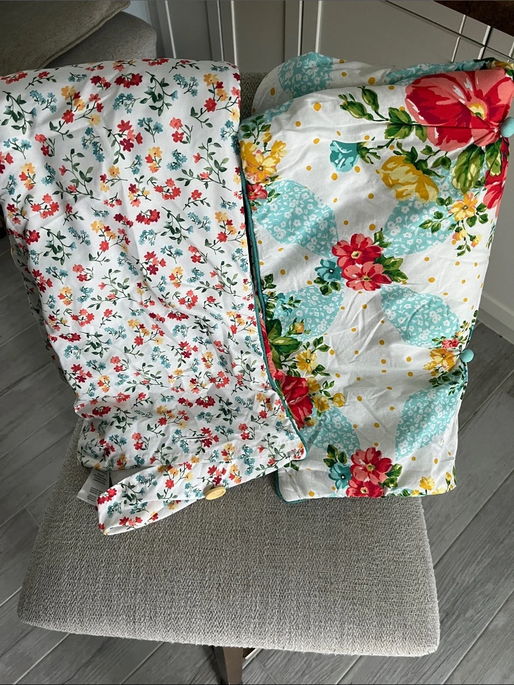 2 Pioneer Woman King Vintage multi floral pillow shams reversible cotton New